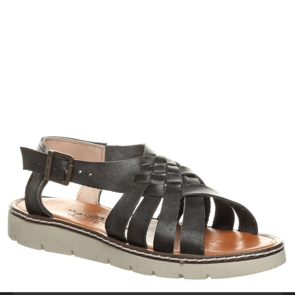 NWT Huaraches by Bearpaw Leather Sandals Size 9 - Picture 1 of 6